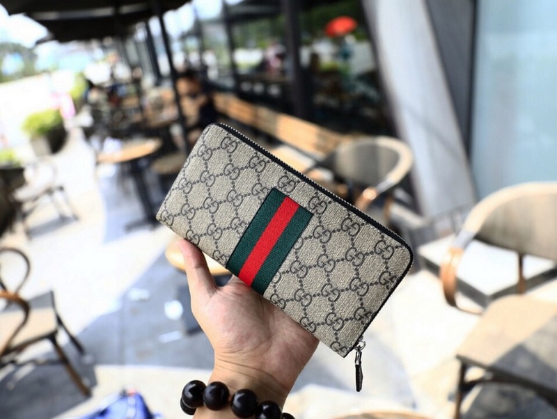 Gucci Wallets 58